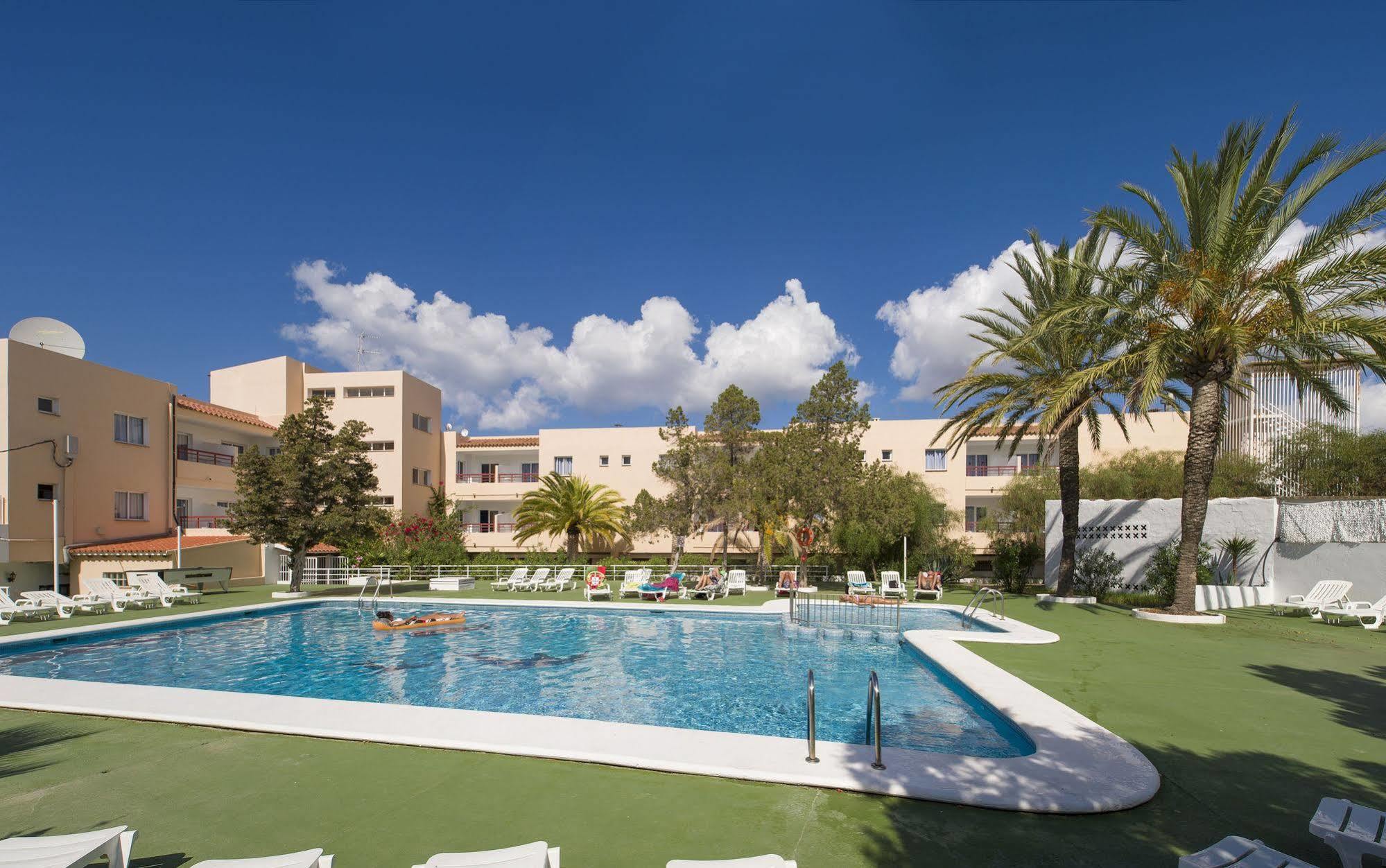 Apartamentos Sol Bay Ibiza Exterior foto